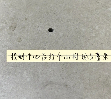 茶陵瓷砖空鼓维修公司专业解答在瓷砖铺贴过程中，如果砂料搅拌不均匀，将会带来以下问题